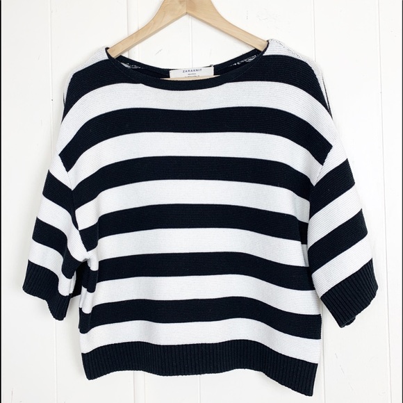 Zara Sweaters - Zara knit black & white boxy cropped